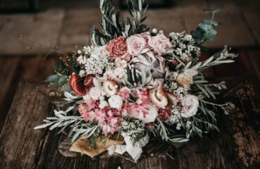 10 Best Detailed Notes On Bridal Bouquet In Detail By Detail Order