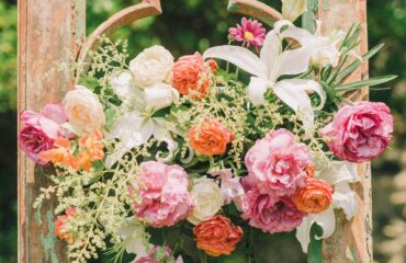 7 Ways Life, Death And Wedding Decorations