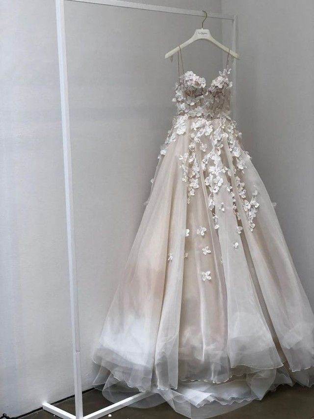 wedding-dresses-1736