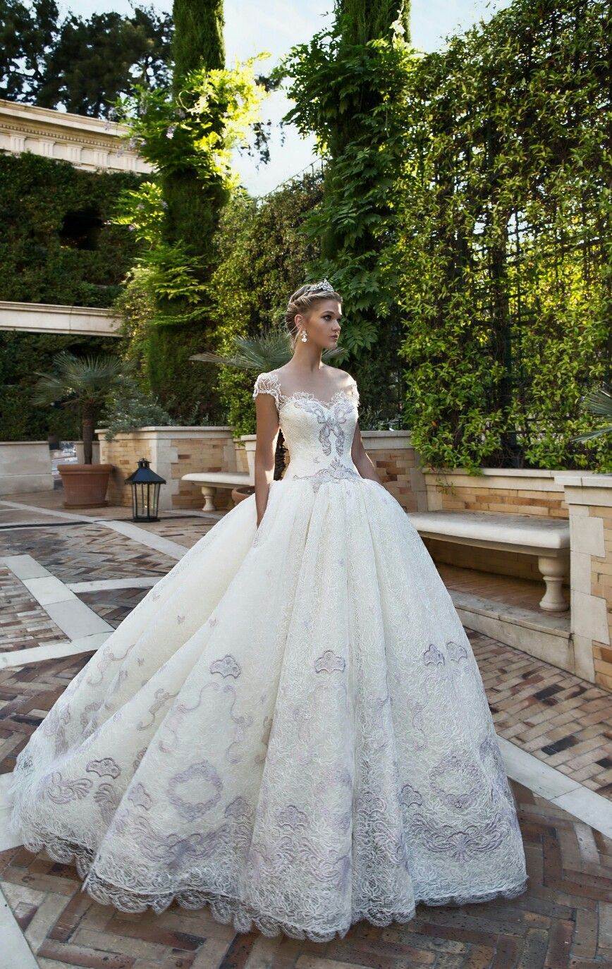 wedding-dresses-0240 wedding-dresses-0240