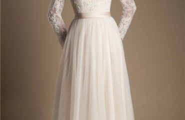 12 Lovely  Wedding Dresses Unique Offbeat Bride