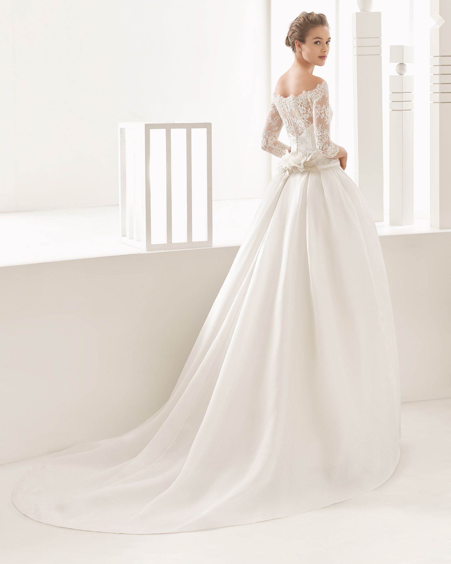 wedding-dresses-0947 wedding-dresses-0947