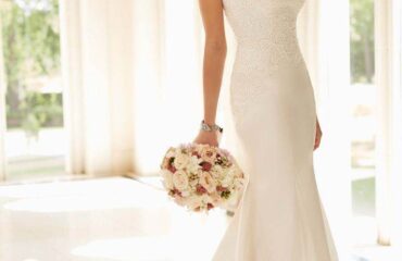 11 Trendiest Wedding Dresses With Sleeves Mermaid