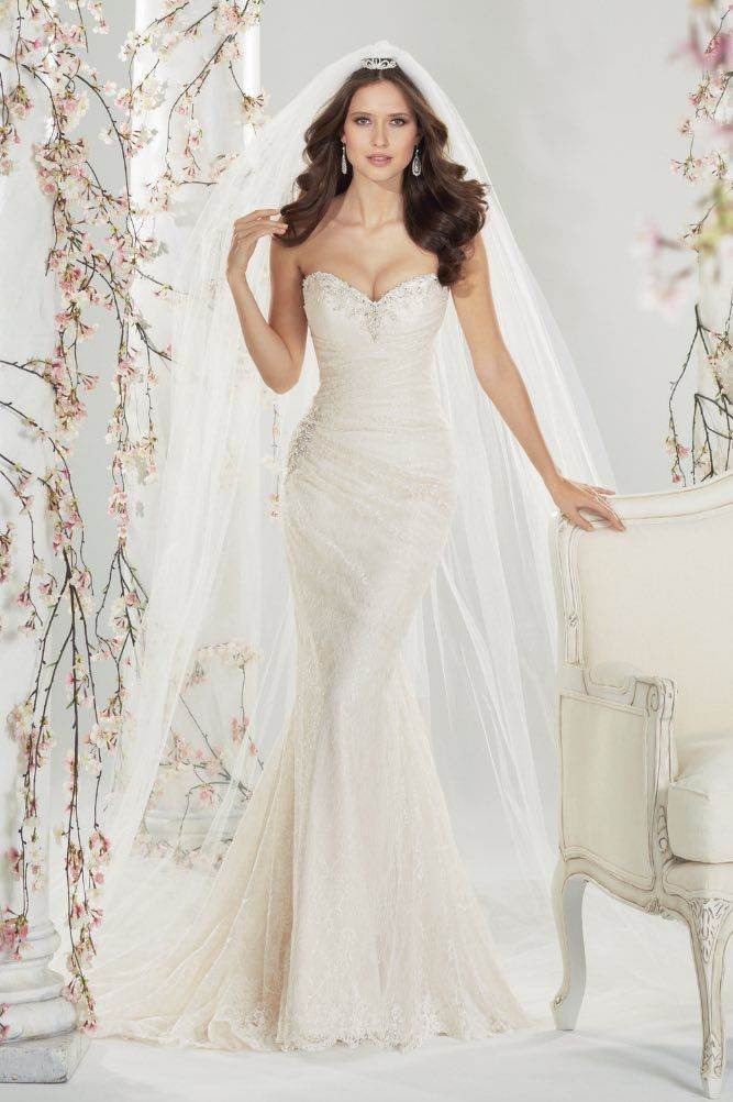 wedding-dresses-1301